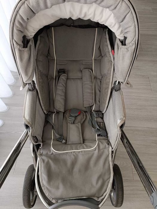 Carrinho Bebecar, ovo e base isofix Hip Hop evolution magic