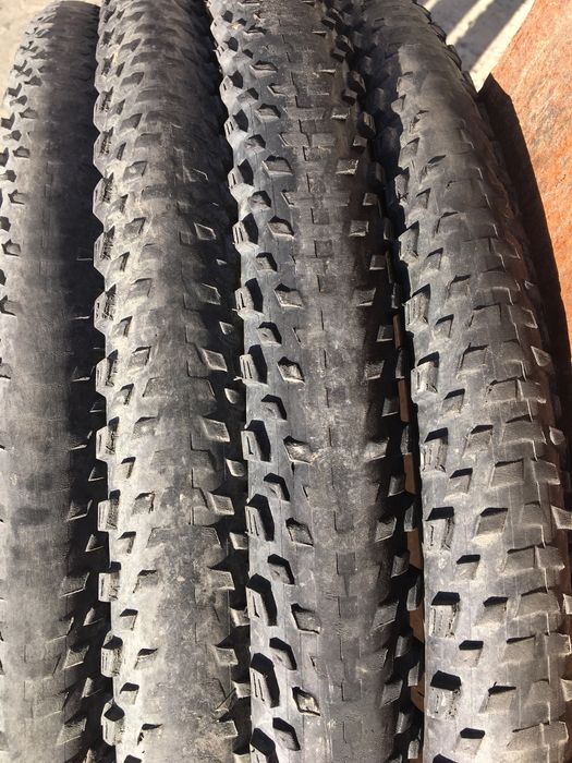 Шина велосипедна