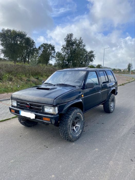 Nissan terrano 1
