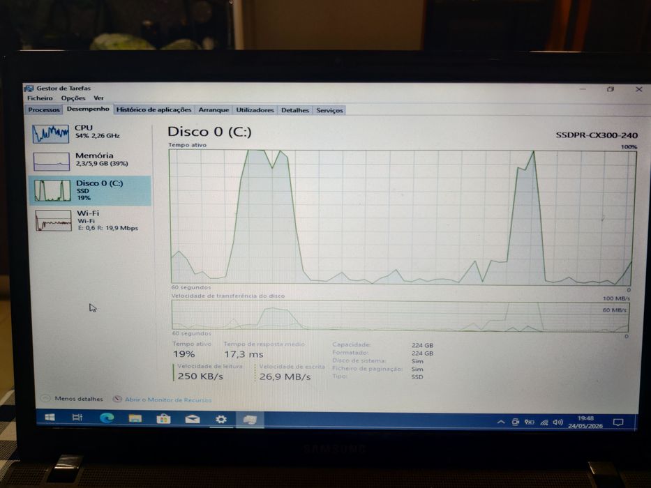 Samsung NP300E5A-S06PT | i3 | 6GB RAM | SSD 240GB | Sem bateria