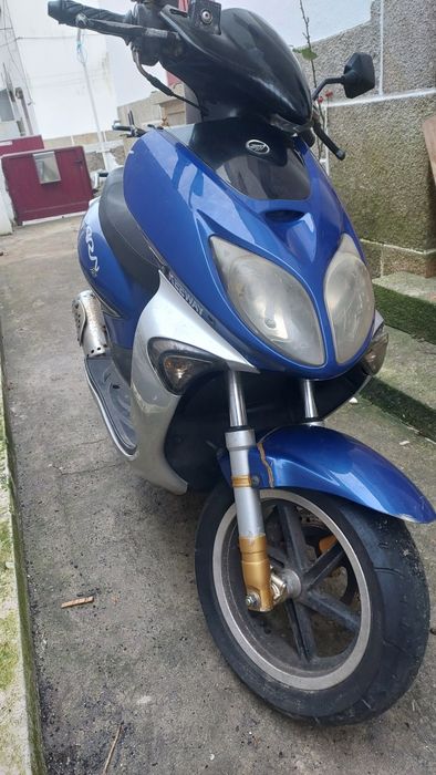 Vendo keeway 125 a gasolina 2012