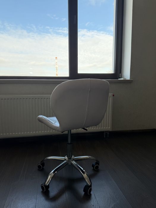 Продам стулья, офисная мебель , для дома