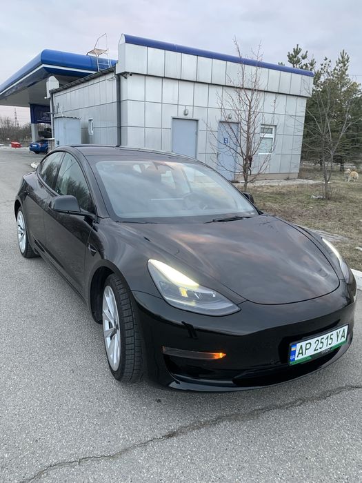 Tesla model 3 2022