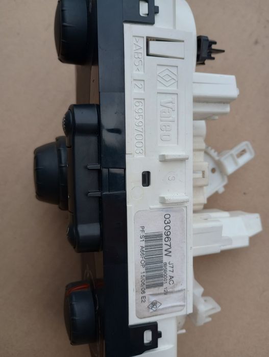 Renault Clio 3 lll Modus panel nawiewu klimatyzacji