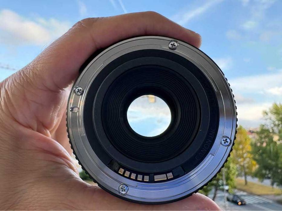 Canon EF-S 24mm f/2.8 STM (pancake) | Excelente estado, com filtro UV
