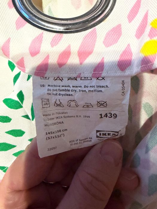Dwie zasłony Ikea