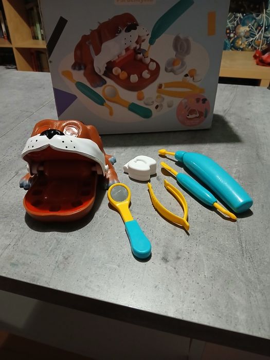Psi dentysta zabawka ciastolina Smiki