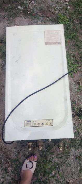 Продам двухконтурный газовый котёл