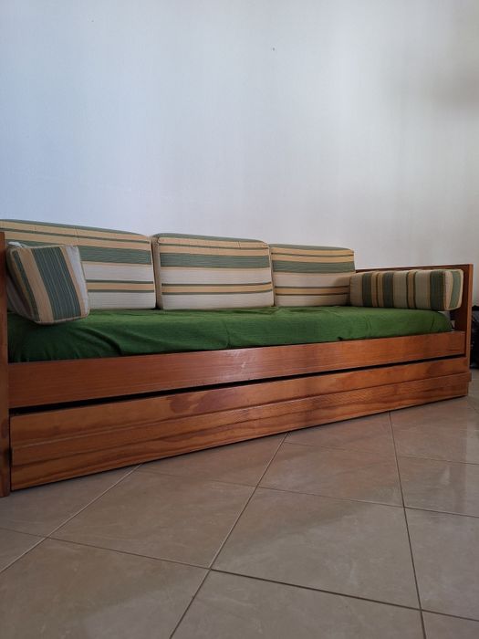 Gavetão, possibilidade de sofa e 2 camas.