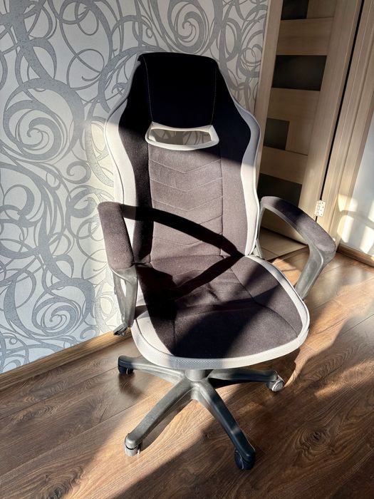 Игровой стул