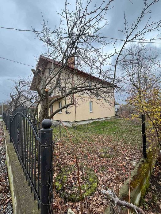 Продаж будинку в с.Підрясне