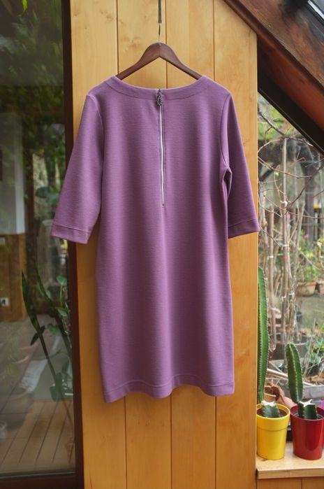 prążkowana sportowa pudełkowa sukienka Trigema na co dzień brudny róż