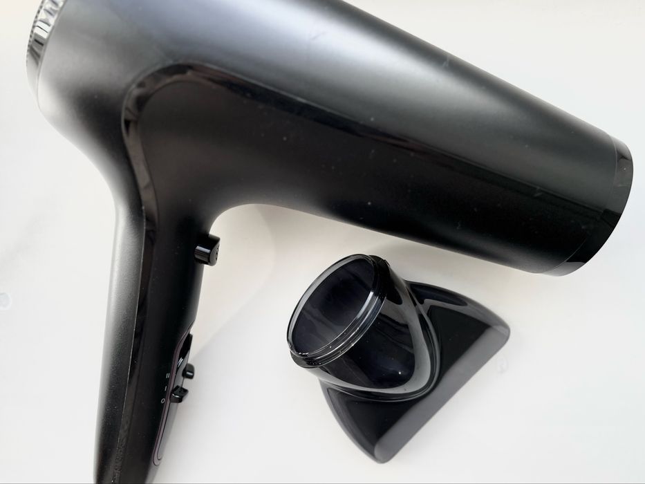 Фен philips drycare advanced hp8230