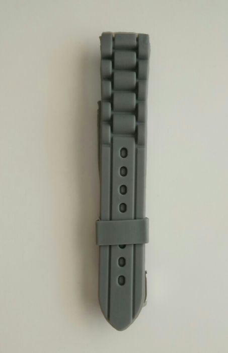 Bracelete cinzenta para relógio