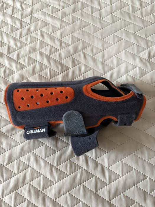 Orteza/ stabilizator nadgarstka