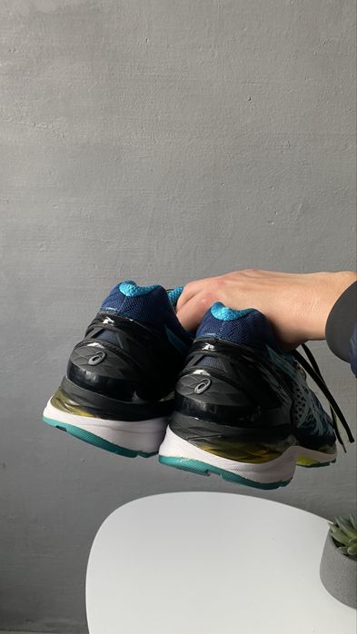 Asics Gel Nimbus 18 кросівки 32см устілка