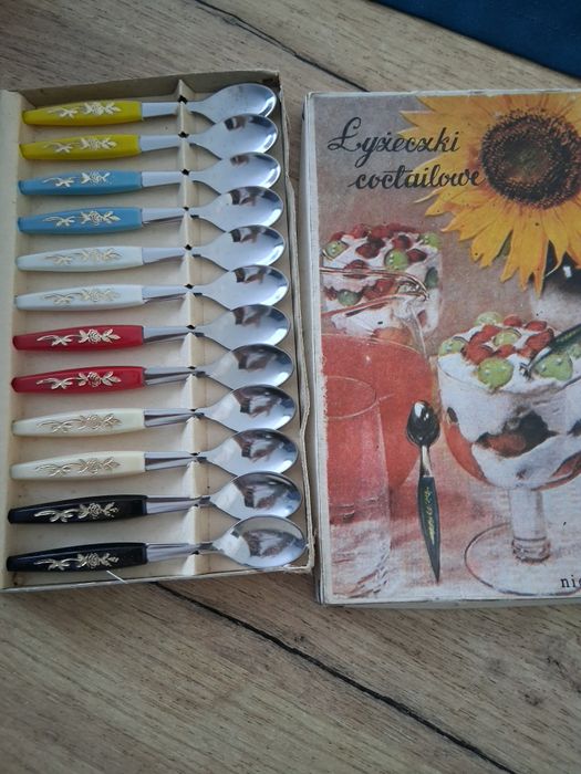 Łyżeczki koktajlowe nierdzewne PRL