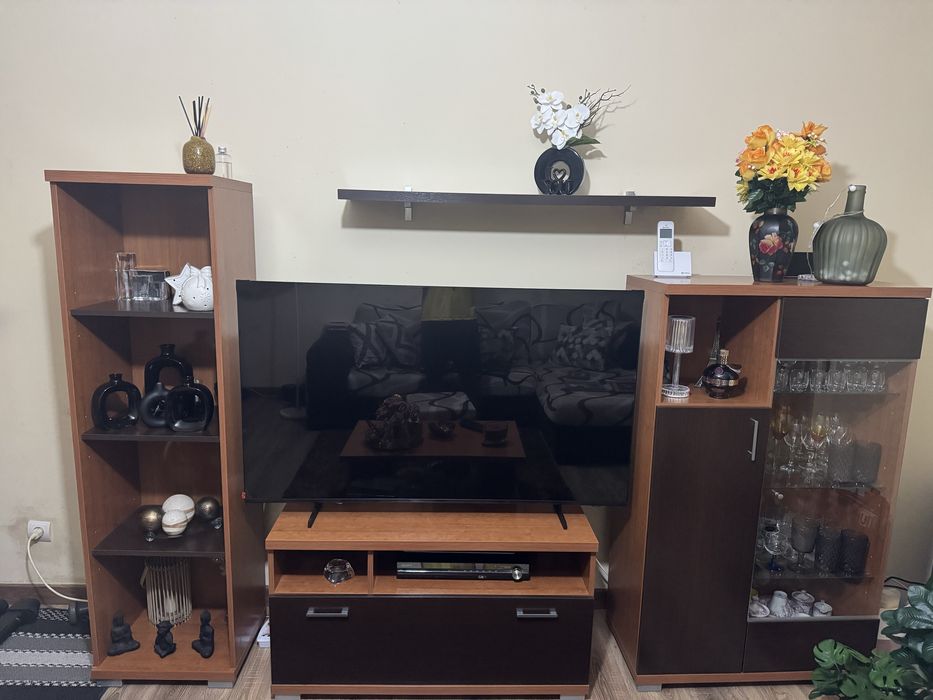 Conjunto de 3 móveis e 1 prateleira