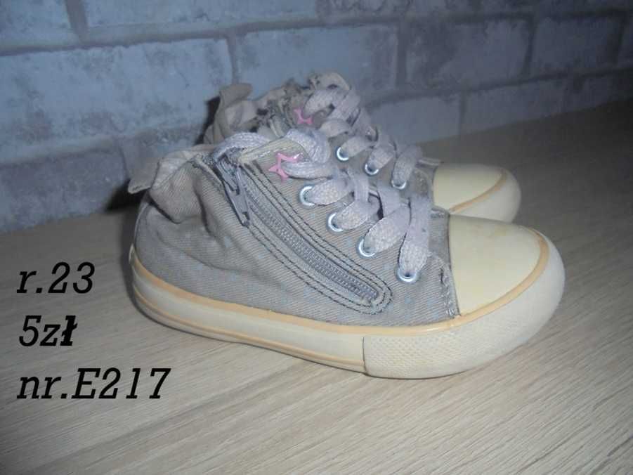 Trampki trampeczki buty buciki 23