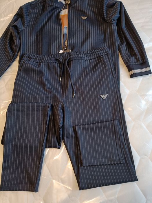 Продам мужской спортивный костюм Emporio ArmaniXXLl