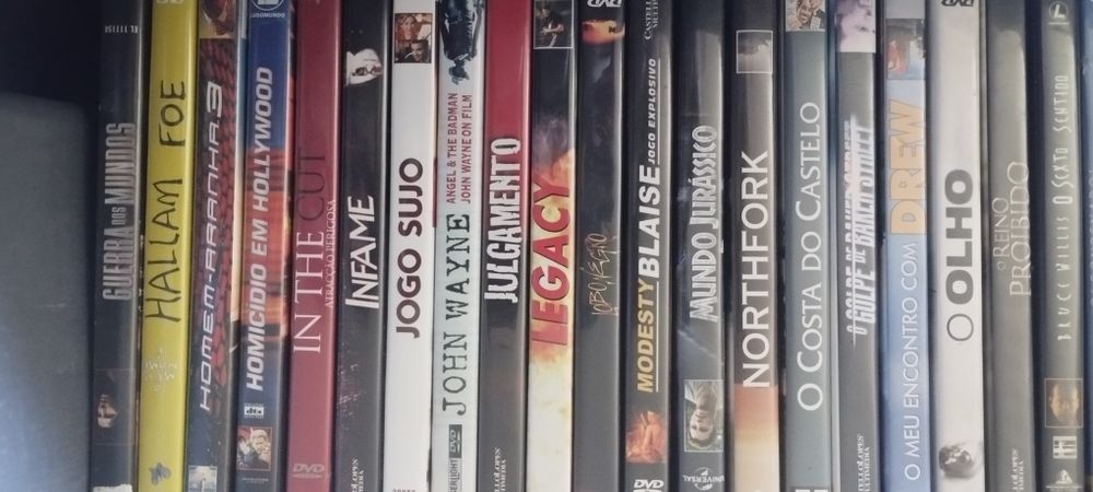 Filmes em DVD com muitos clássicos e raridades