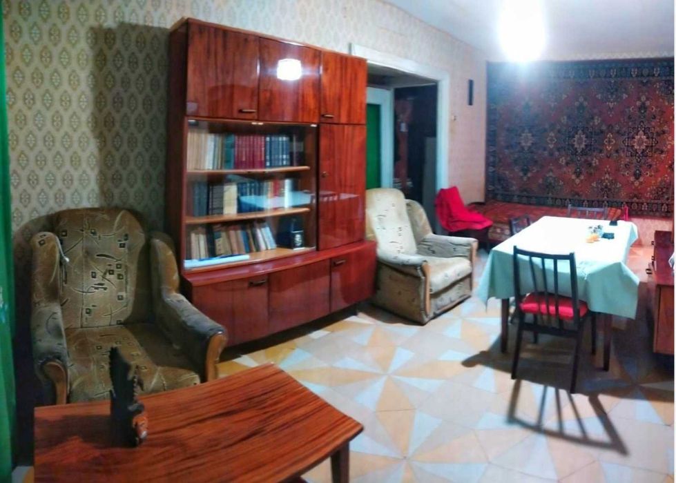 Продам 3-к квартиру в Кам'янському  Камянське (Каменское), р-н Вокзалів