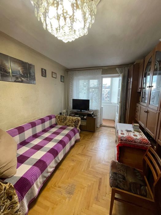 Здається однокімнатна квартира по Незалежності центр