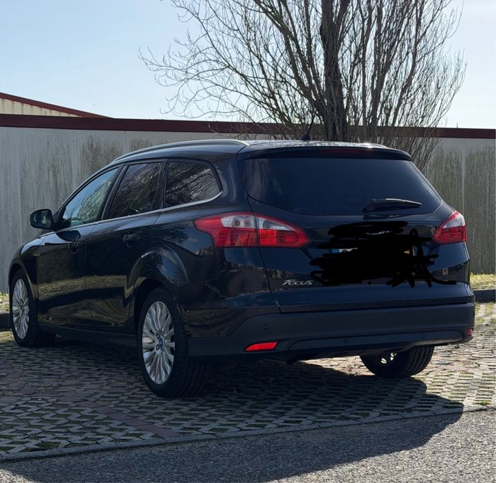 Ford focos SW1.6 2014