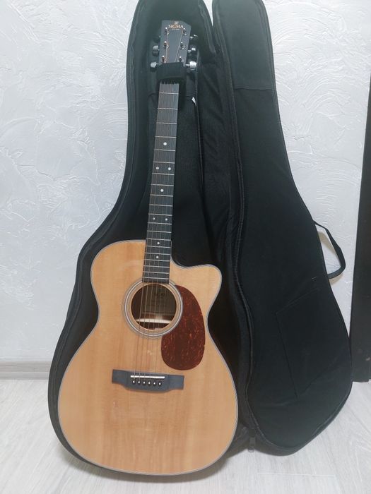 Продам Акустическую гитару Sigma 000MC-1E