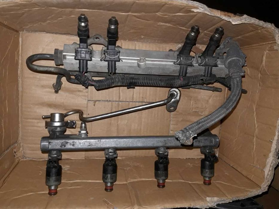 Форсунки топливные рампа sens lanos nexia nubira opel vectra B lacetti