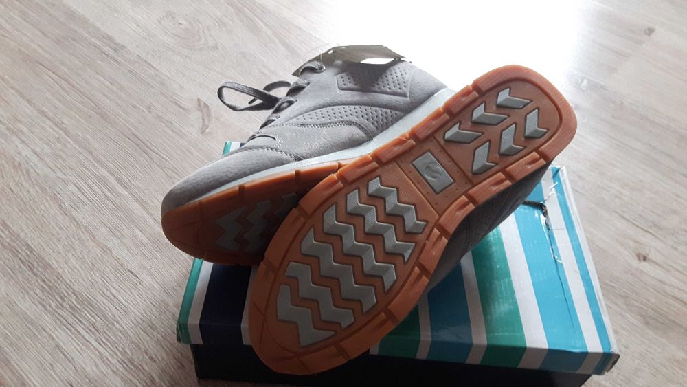 Buty sportowe-adidasy