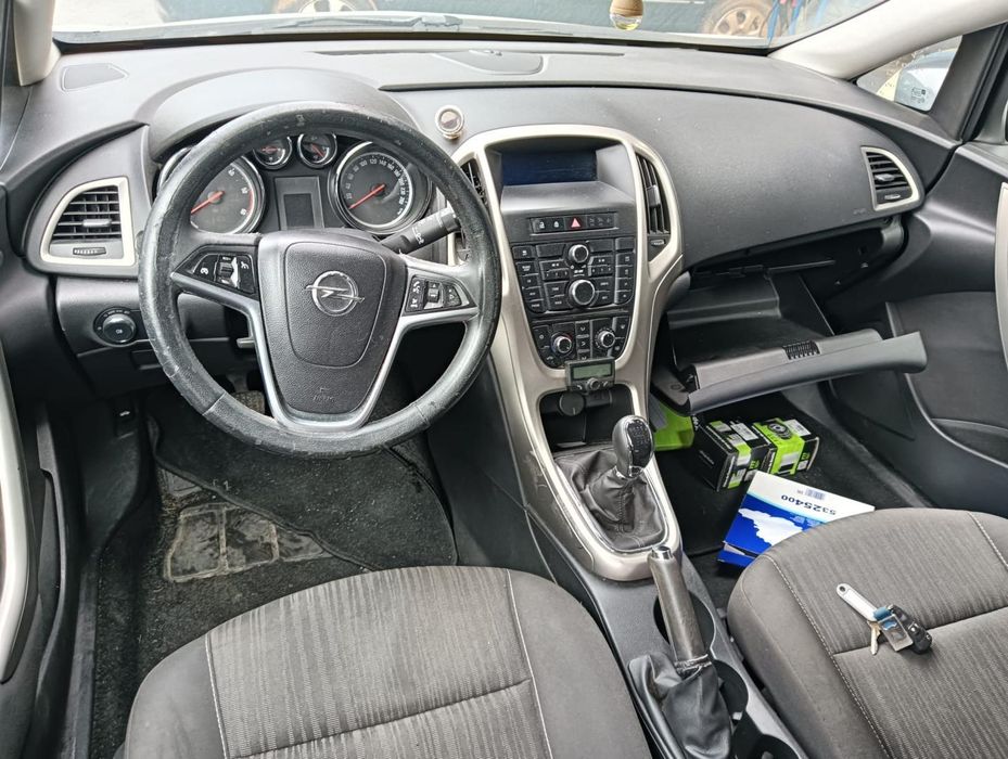 Manga De Eixo Frente Direita Opel Astra