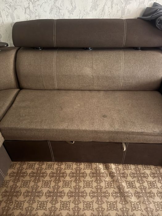 Великий двоспальний диван