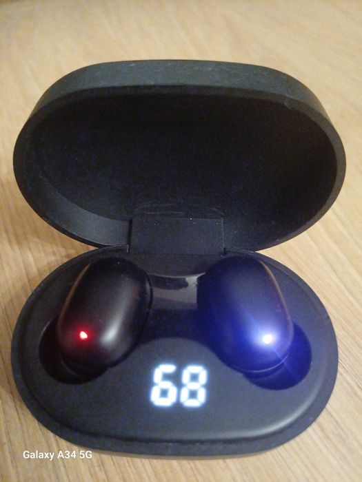 Бездротові вакуумні навушники робочі