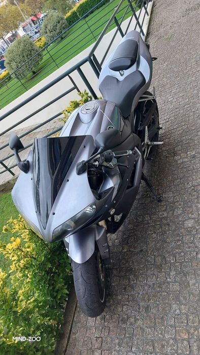 Yamaha R1 2006 Excelente