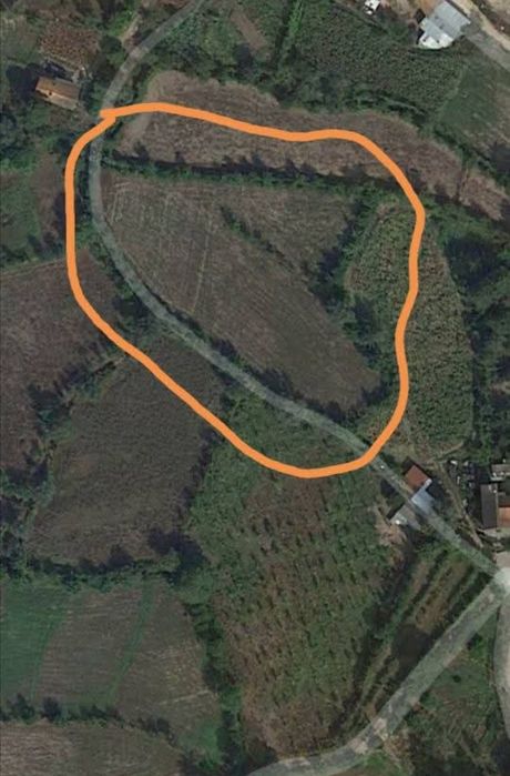 Terreno agrícola com 3200 m2