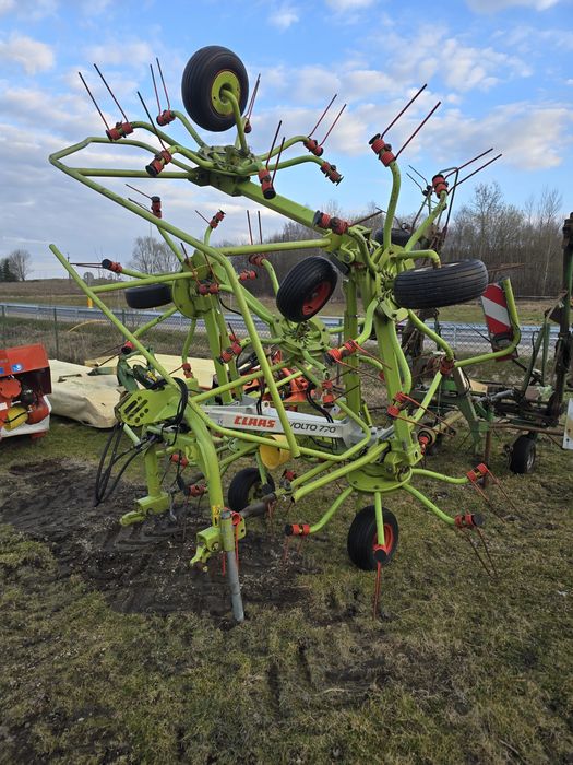 Przewracarka Claas volto 770