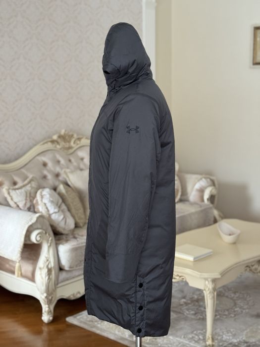 Оригінальна спортивна куртка Under Armour