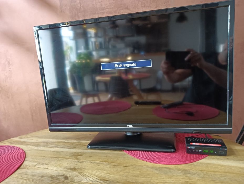 Telewizor TLC 32 cale z dekoderem