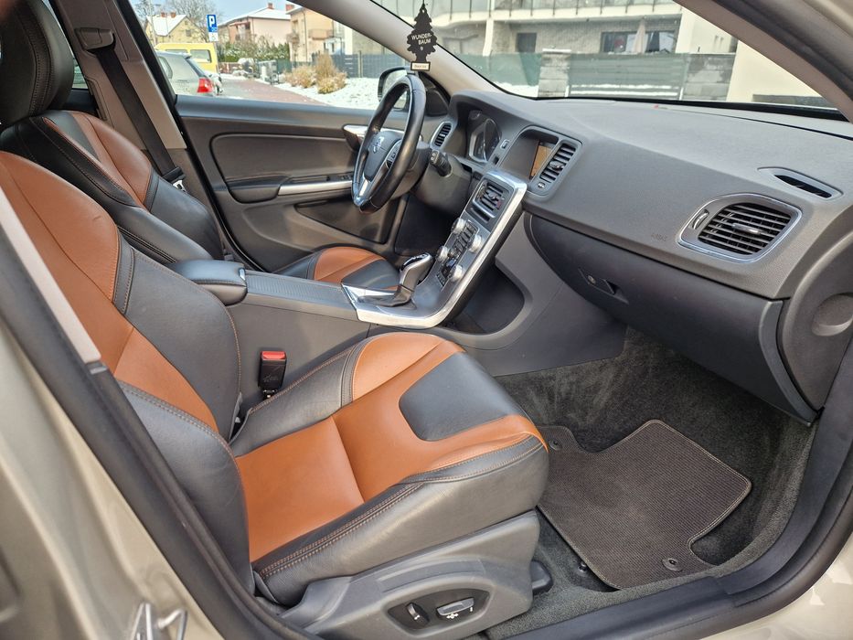 VOLVO v60 cross country zamiana