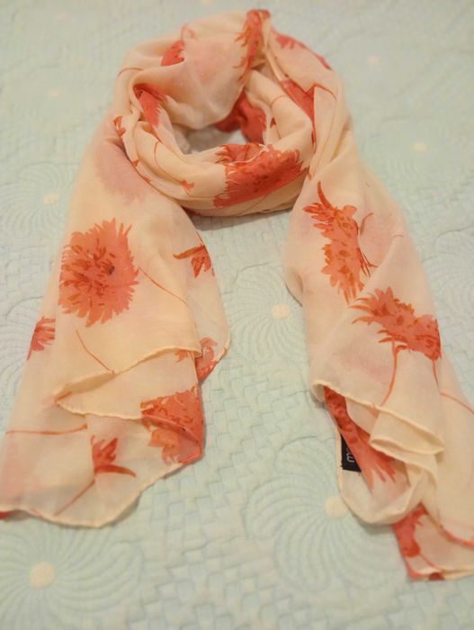 Lenços variados. Como Novos.