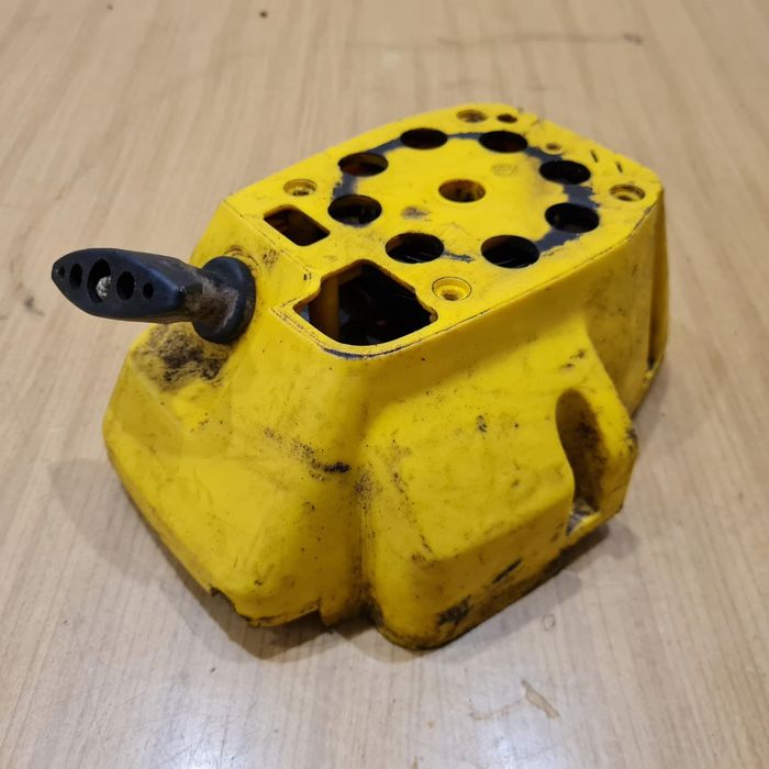 Mcculloch Md 320 Av Szarpak Starter Rozrusznik Obudowa