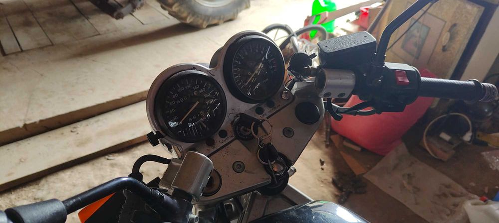 Sprzedam motocykl Suzuki GS 500 z 1990 roku