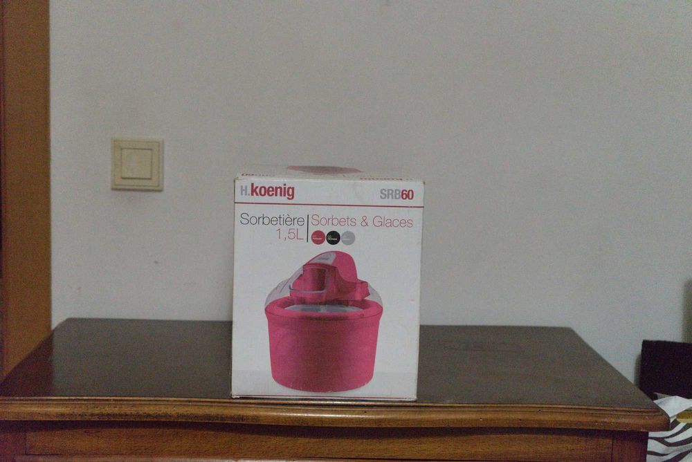 Máquina de fazer gelados H.Koenig SSRB60 – Nova, nunca usada (1,5 L)