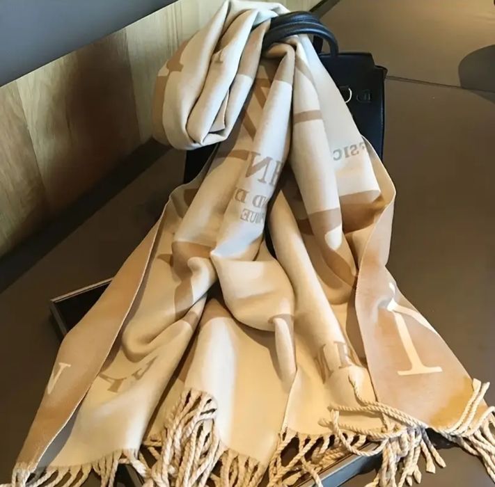 Elegancki dwustronny gruby szalik damski ciepły z frędzlami Nowy