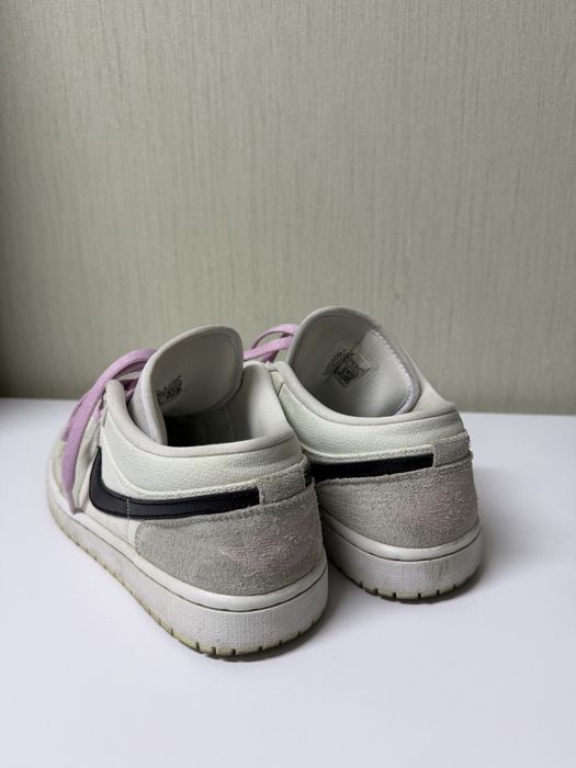 Жіночі кросівки Nike AIR JORDAN