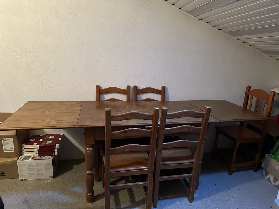 Mesa extensivel de madeira