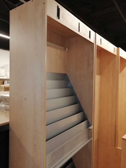 Regał wysoki jasny buk