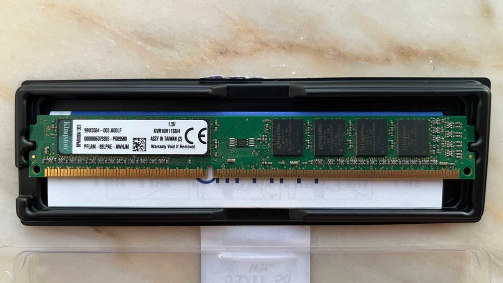 Memória RAM Kingston 4GB DDR3 1600Mhz - PC3-12800 - KVR16N11S8/4