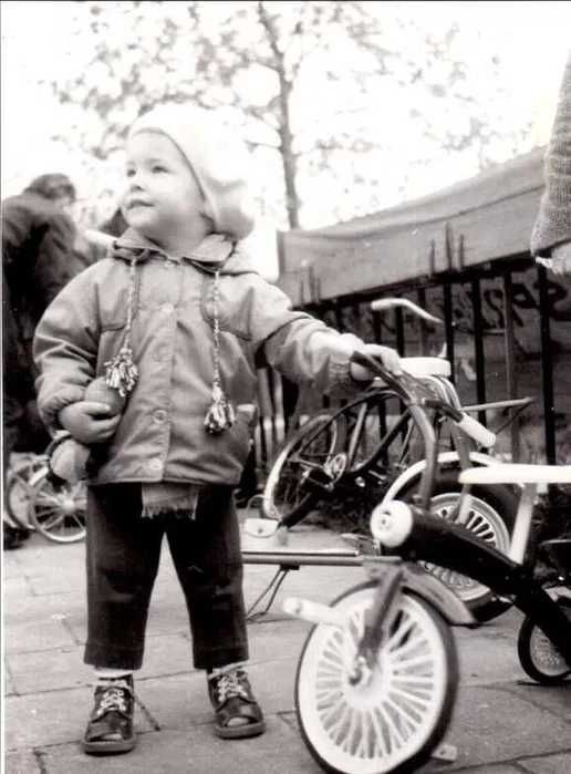 Przegrywanie kaset VHS Kielce filmów 8mm minidv hi8 od 15 zł